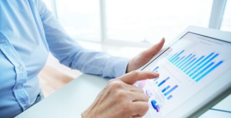 The 5 Types of Touch Screen Technology, Which One Is Suitable For You?